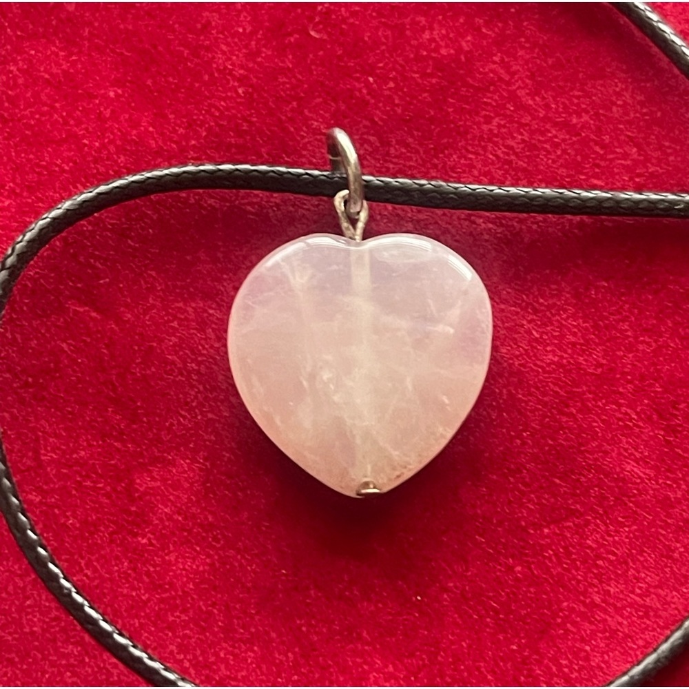 Closet clean up Pink stone pendant necklace - Picture 1 of 2
